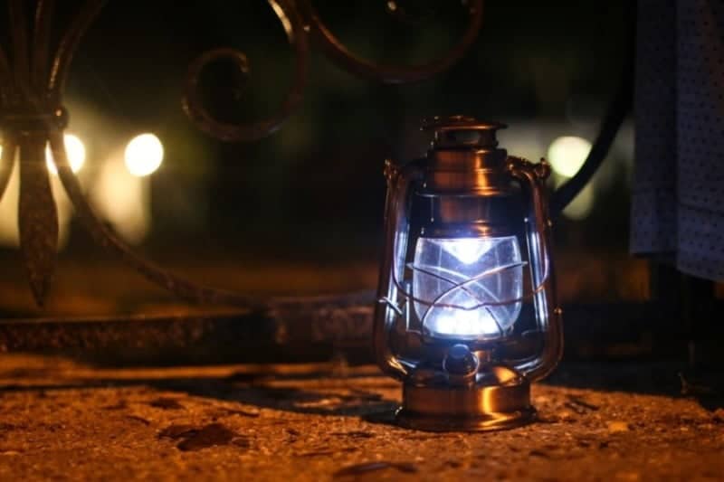 13 Best Salem Ghost Tours: Day & Candlelit Night Tours