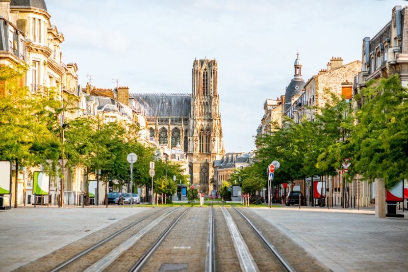 14 Fun & Best Things to Do in Reims, France  