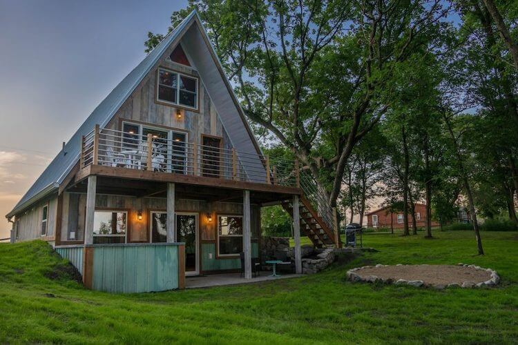 10 Best Cabins in Minnesota: Top Rentals, Airbnbs, Resorts